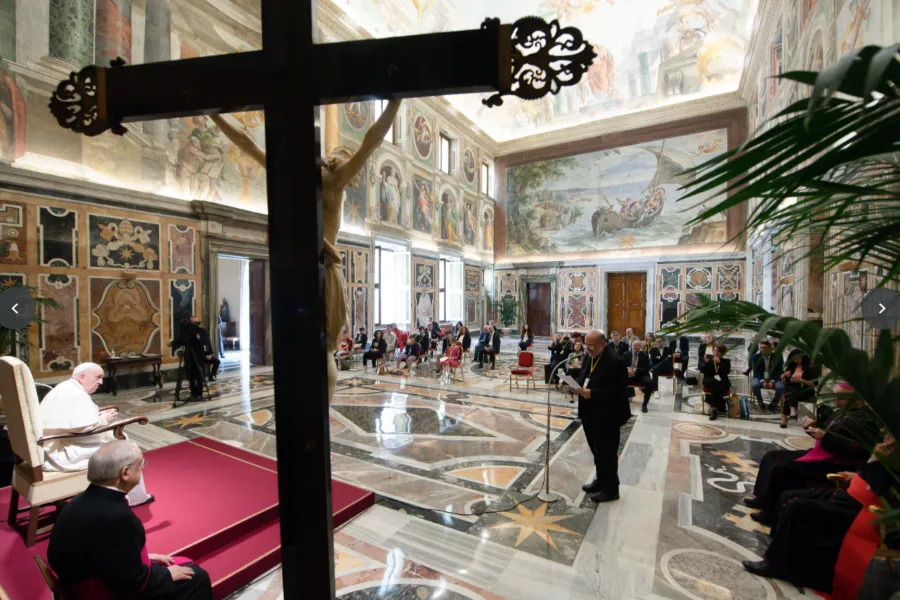 Pope Francis meets with members of the Meter association in the Vatican’s Clementine Hall, May 15, 2021.?w=200&h=150